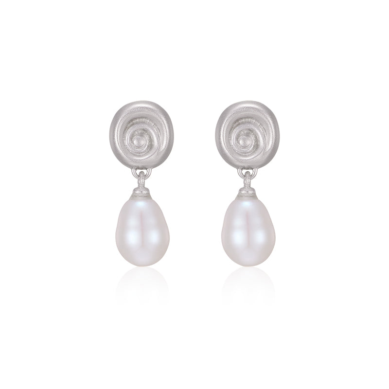 Shell-motif  Drop Earrings